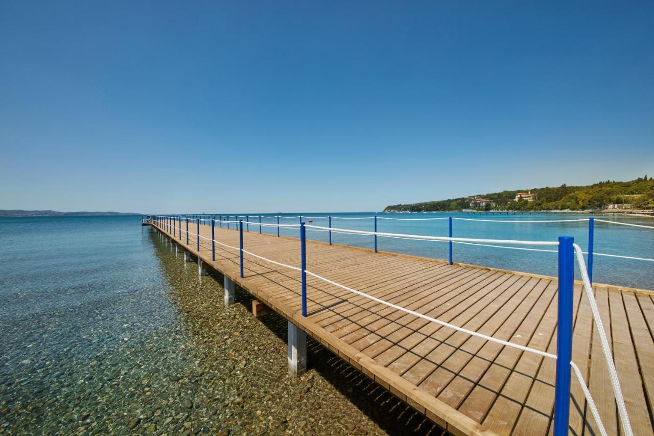 Villa Cedra - Hotel & Resort Adria Ankaran Bagian luar foto