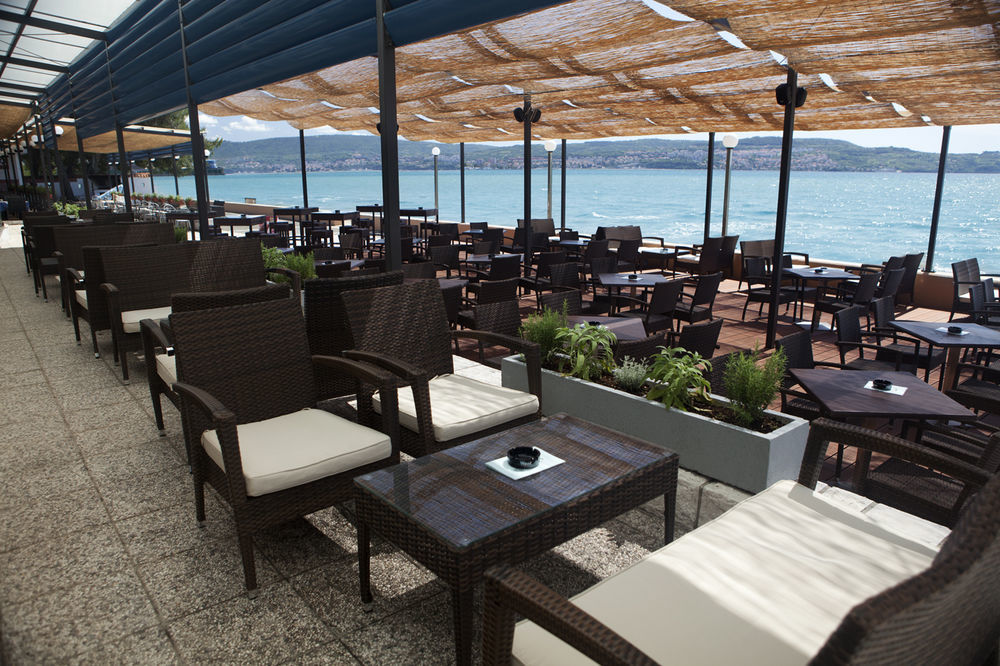 Villa Cedra - Hotel & Resort Adria Ankaran Bagian luar foto